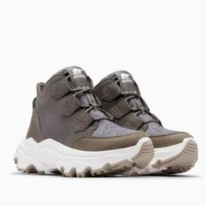 Sorel kinetic breakthru caribou sneaker boot grey 10.5 NWT